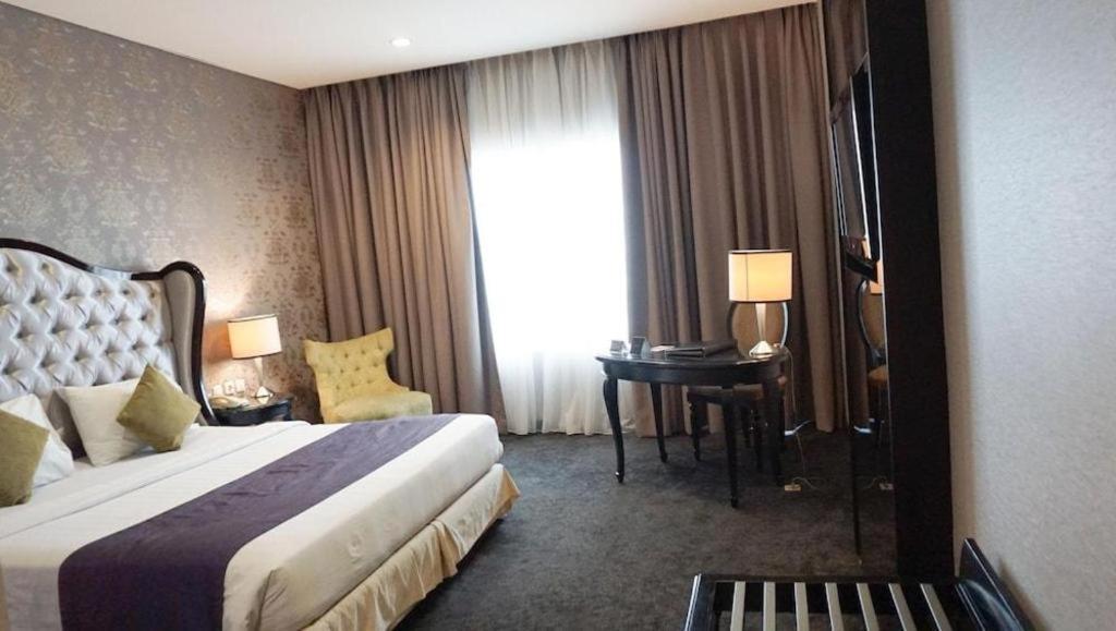 The Mirah Hotel Bogor Extérieur photo