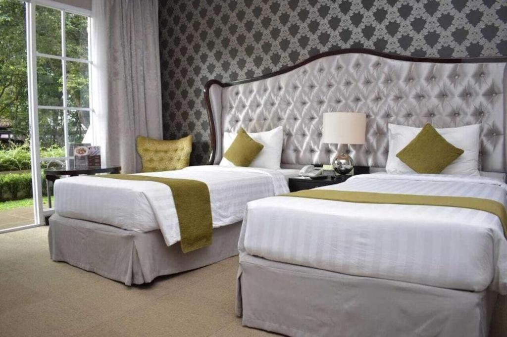 The Mirah Hotel Bogor Extérieur photo