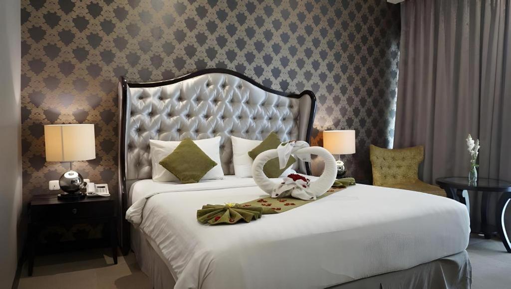 The Mirah Hotel Bogor Extérieur photo
