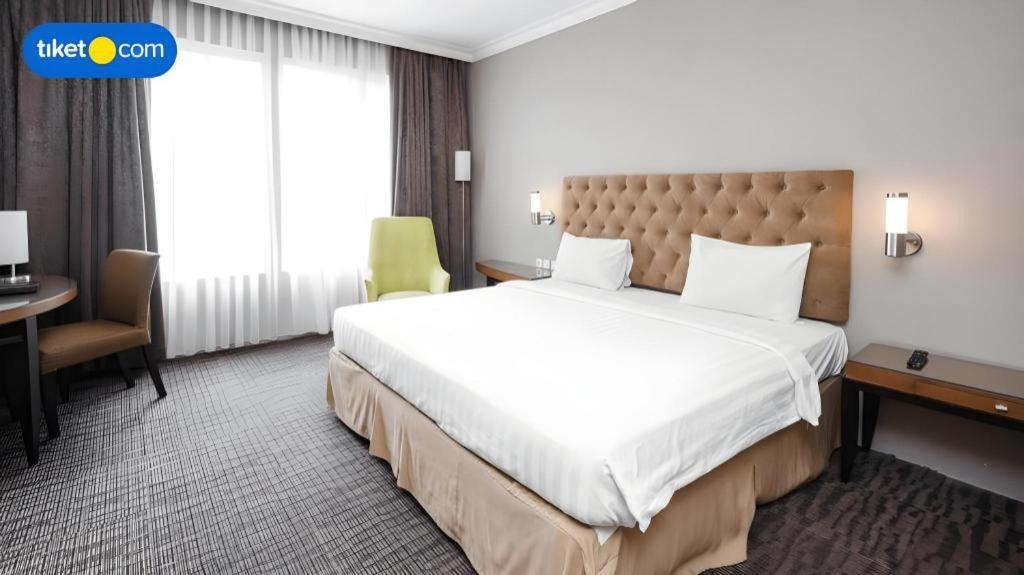The Mirah Hotel Bogor Extérieur photo