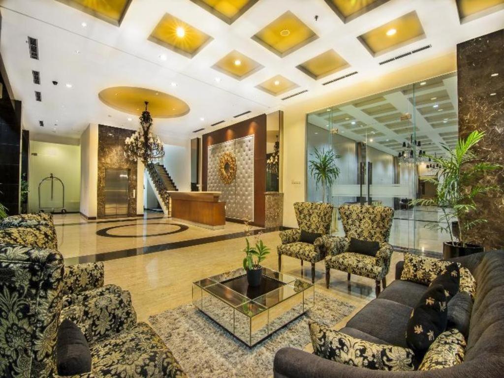The Mirah Hotel Bogor Extérieur photo