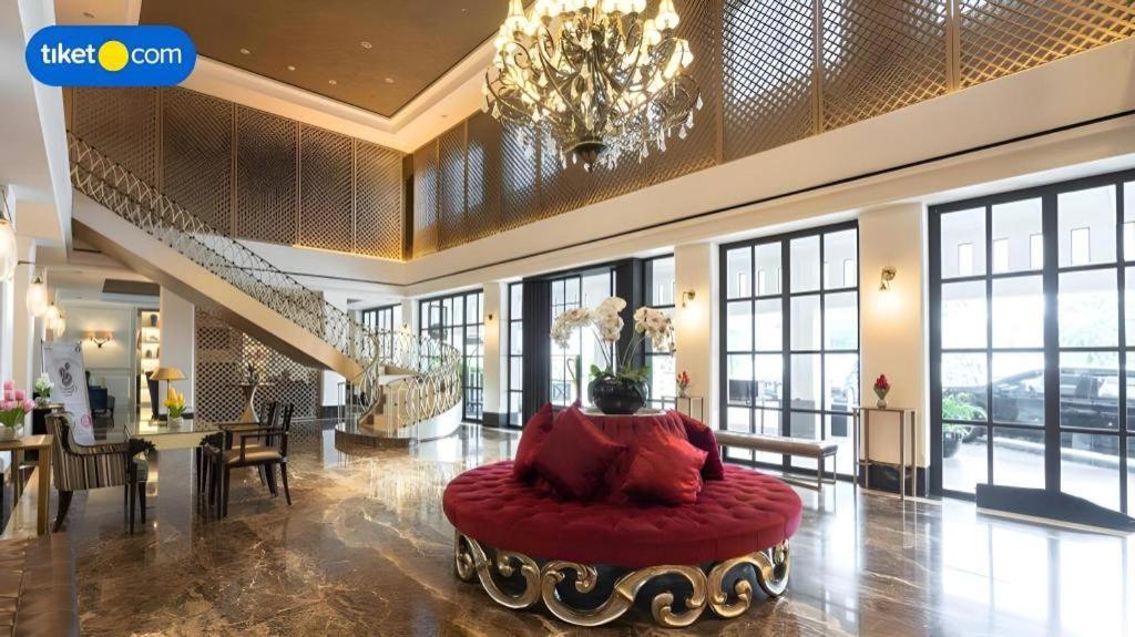 The Mirah Hotel Bogor Extérieur photo