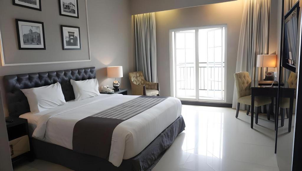 The Mirah Hotel Bogor Extérieur photo