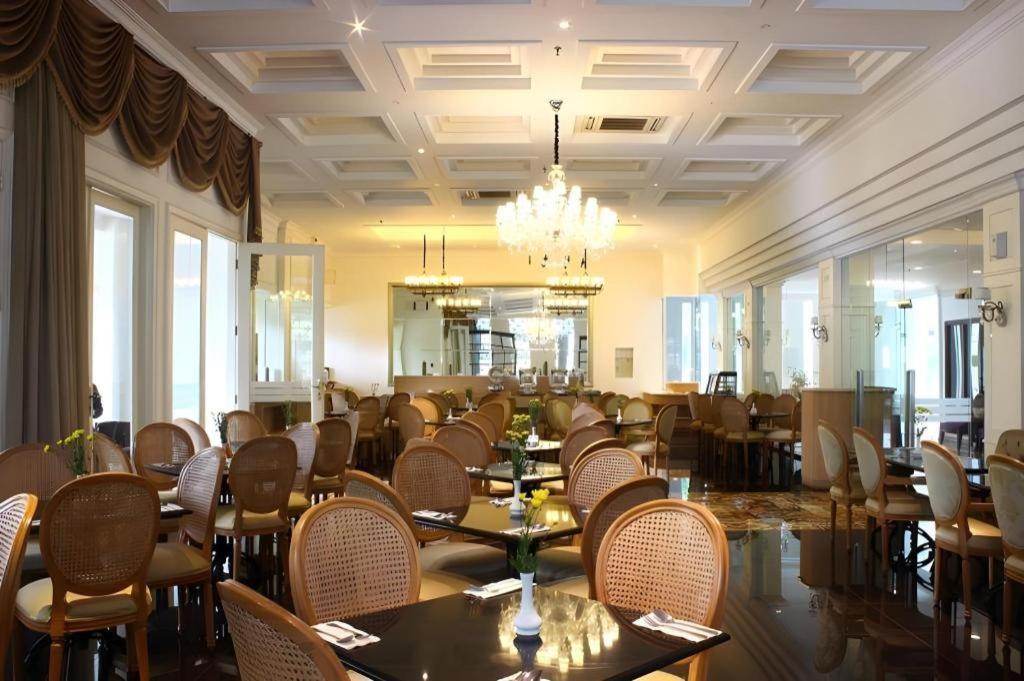 The Mirah Hotel Bogor Extérieur photo