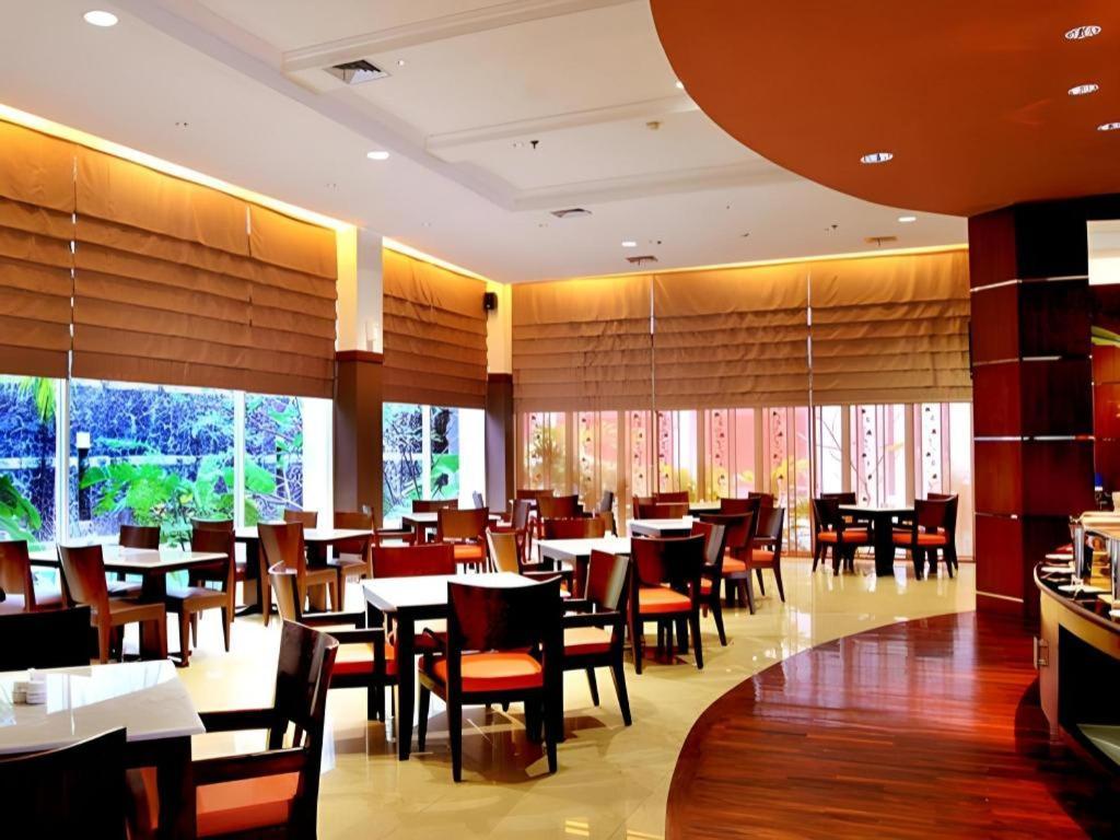 The Mirah Hotel Bogor Extérieur photo