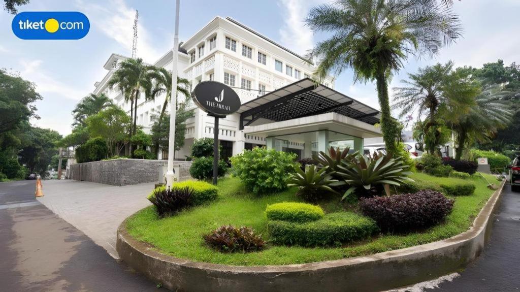 The Mirah Hotel Bogor Extérieur photo